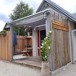 Garden Living *