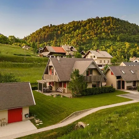 Garden Living Apartman