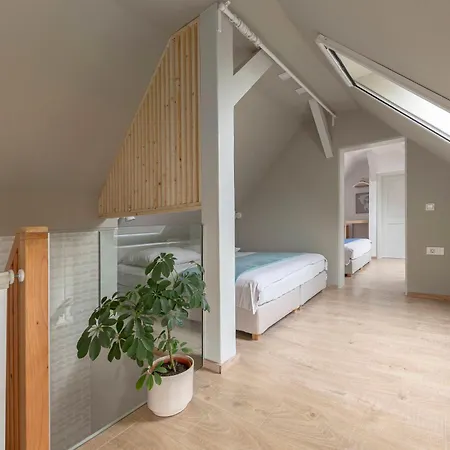 Garden Living * بليد