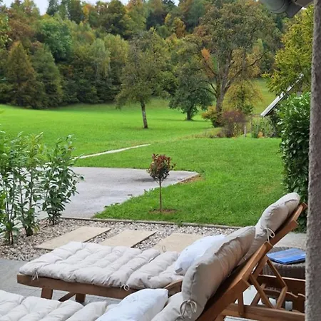 דירה Garden Living
