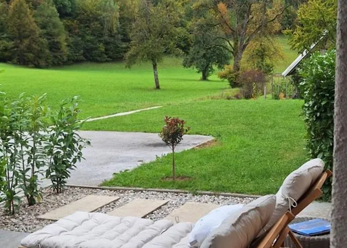 شقة Garden Living